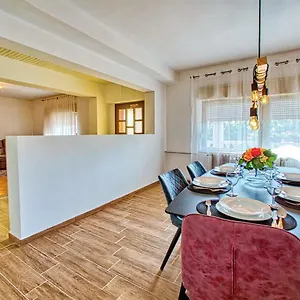 Sara Apartament Bibinje